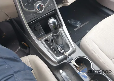 2016 Hyundai Elantra Se from USA, damaged, VIN 5NPDH4AE5GH771028